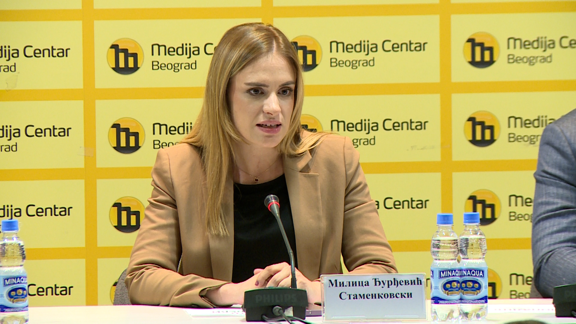 Beograd, Milica Djurdjevic Stamenkovski ministar za rad, zaposljavanje, boracka i socijalna pitanja, pozivam vas da se javite na Konkurs naseg ministarstva Beograd, Milica Djurdjevic Stamenkovski ministar za rad, zaposljavanje, boracka i socijalna pitanja, pozivam vas da se javite na Konkurs naseg ministarstva